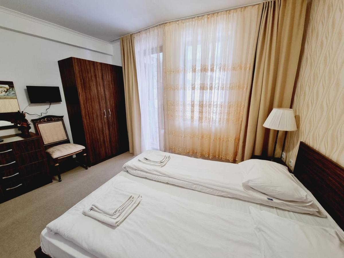 Grand Monastery Hotel Apartments Pamporovo Kültér fotó