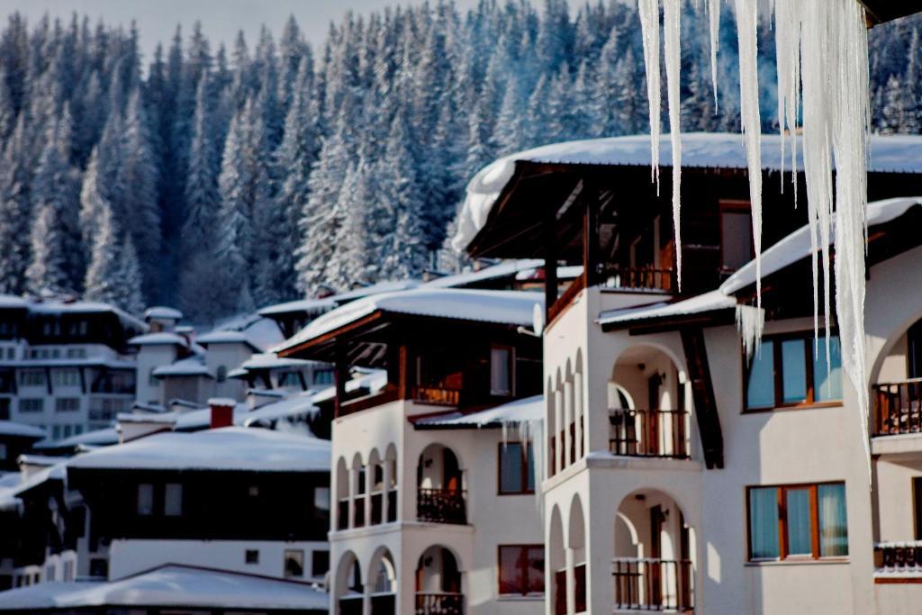 Grand Monastery Hotel Apartments Pamporovo Kültér fotó